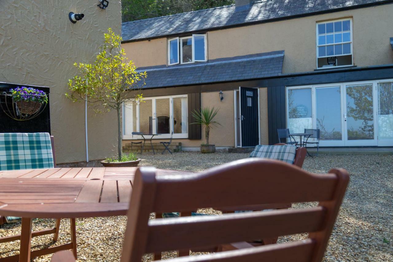 Bodafon Hall Cottages Llandudno Esterno foto